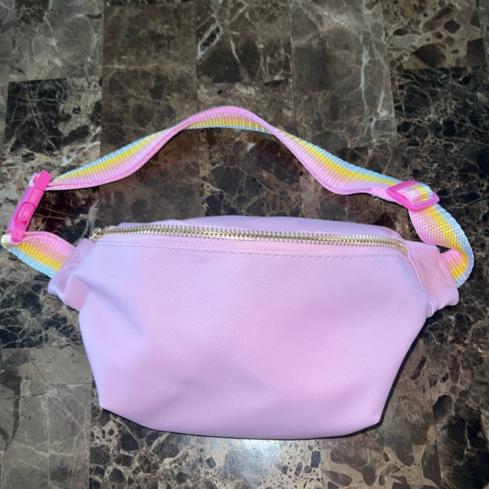 ✅ NWOT  Fanny Pack for Girls